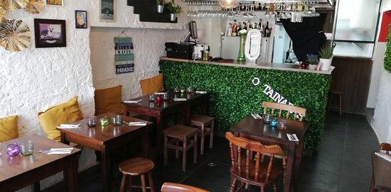 O Tainadas Restaurante & Bar